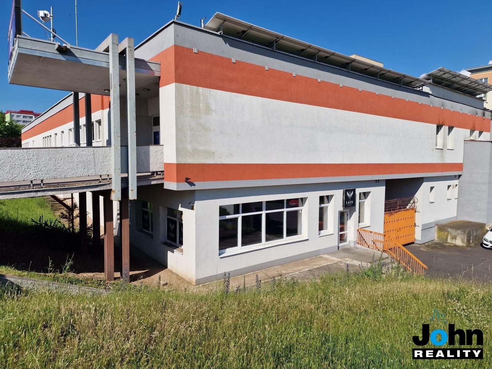Pronájem komerčního prostoru 170 m² - foto 17