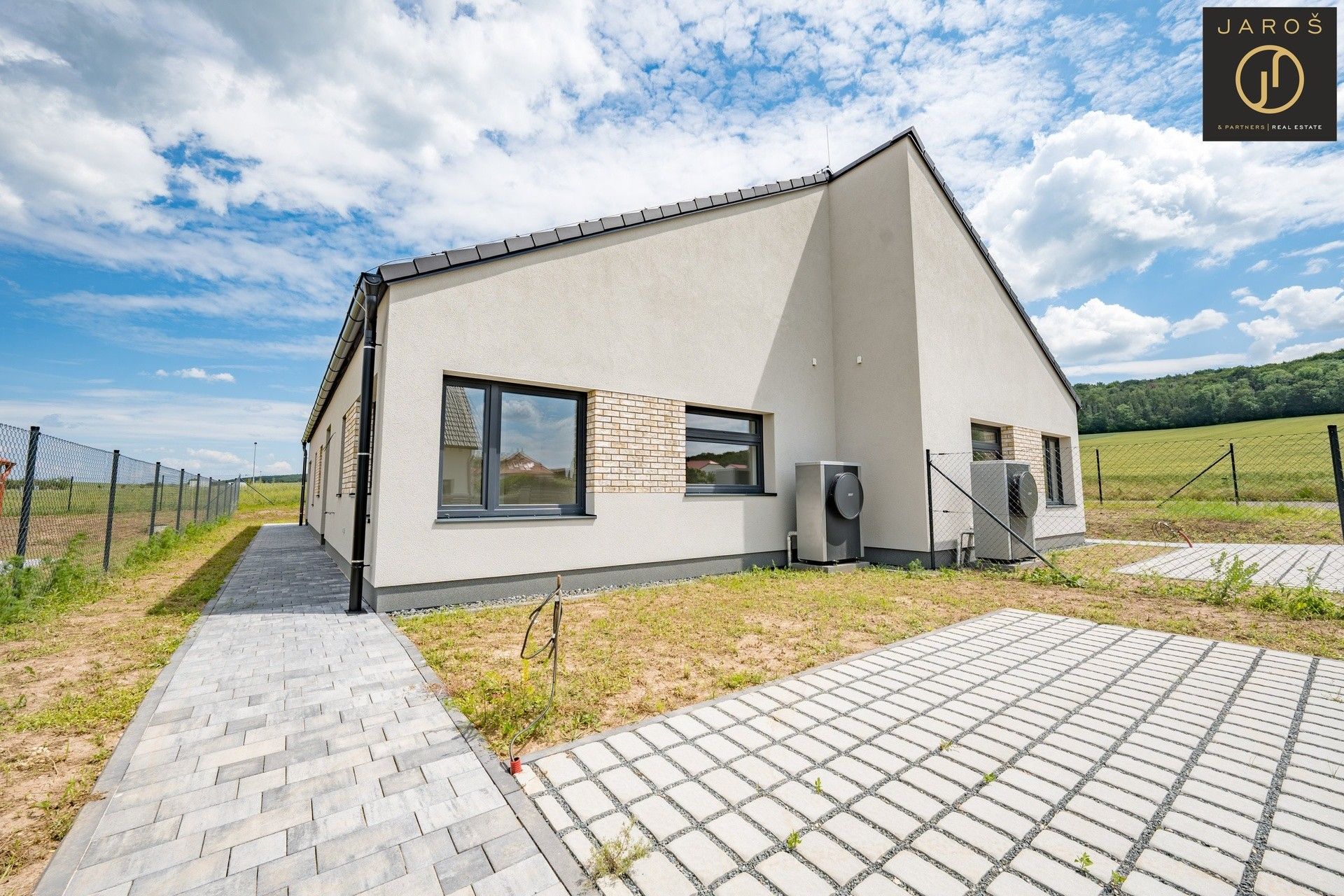 Prodej domu 95 m² - foto 2