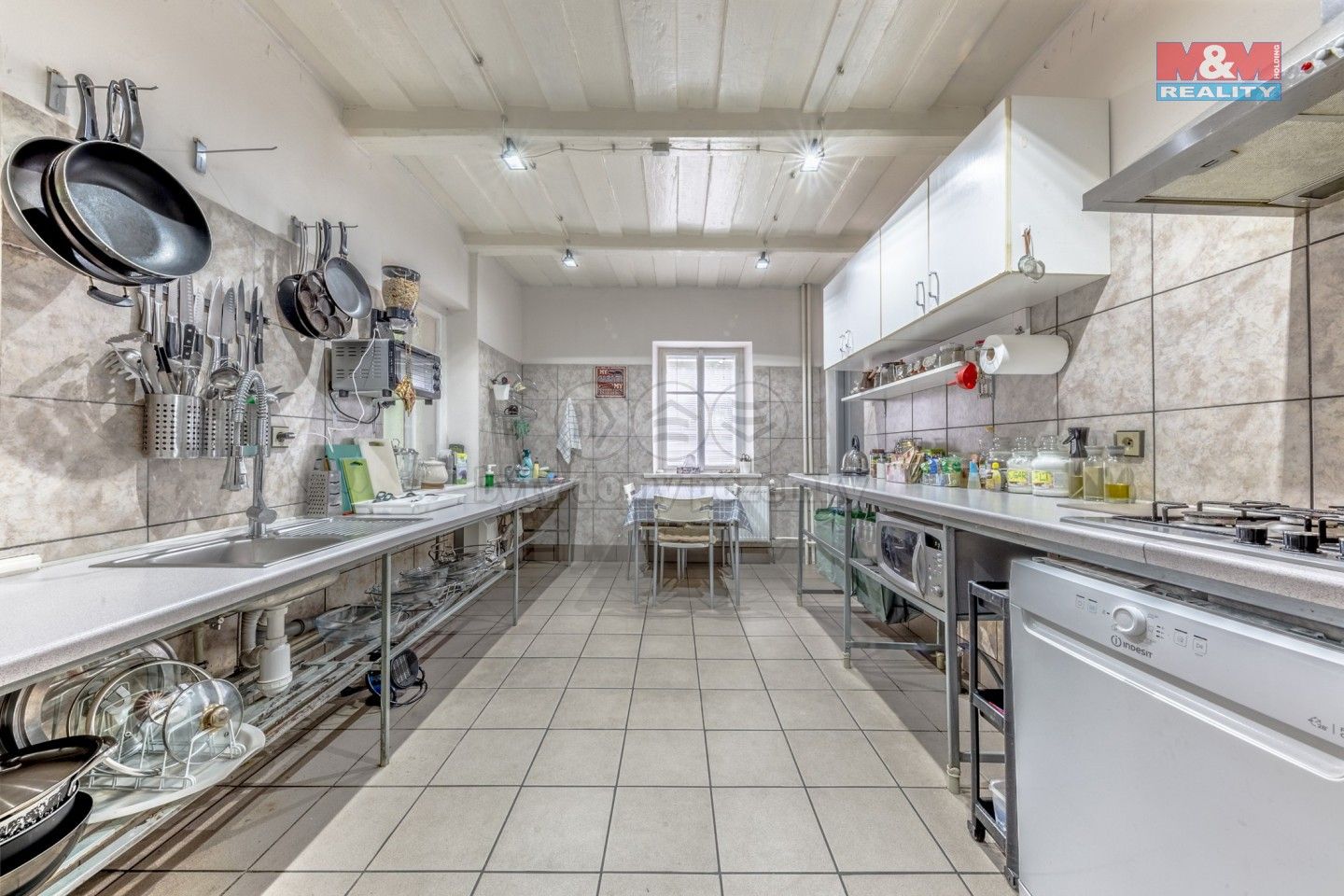 Prodej komerčního prostoru 280 m² - foto 6