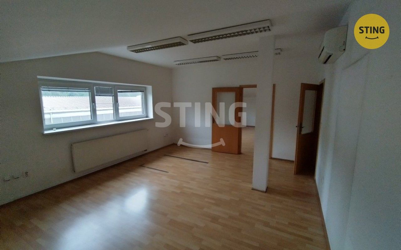 Pronájem komerčního prostoru 21 m² - foto 1