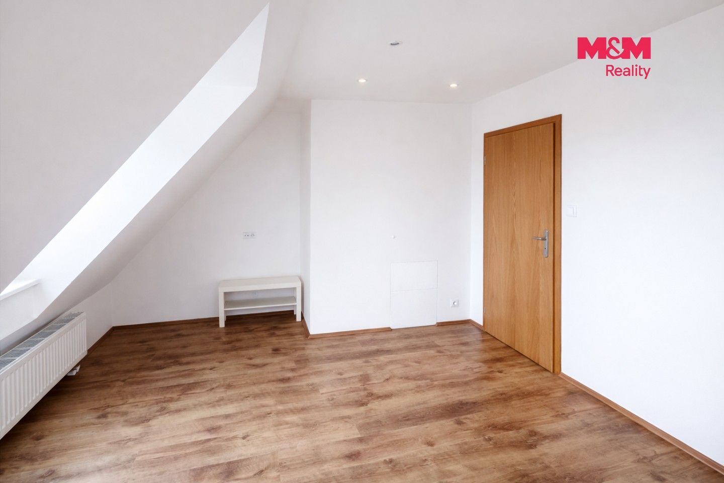 Pronájem bytu 3+kk 70 m² - foto 3