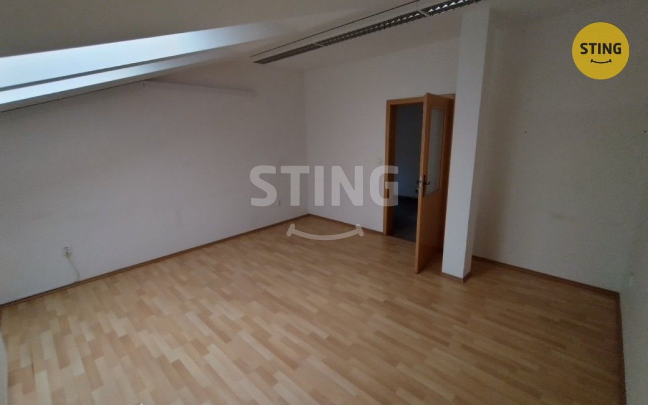 Pronájem komerčního prostoru 21 m² - foto 14