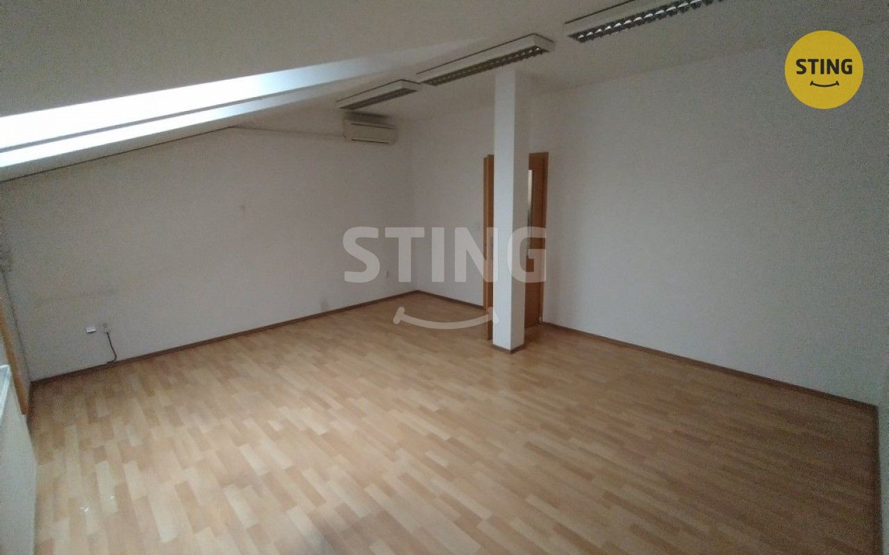 Pronájem komerčního prostoru 21 m² - foto 15