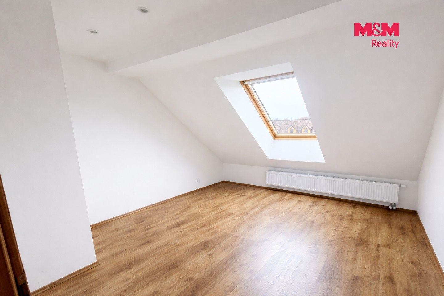 Pronájem bytu 3+kk 70 m² - foto 9