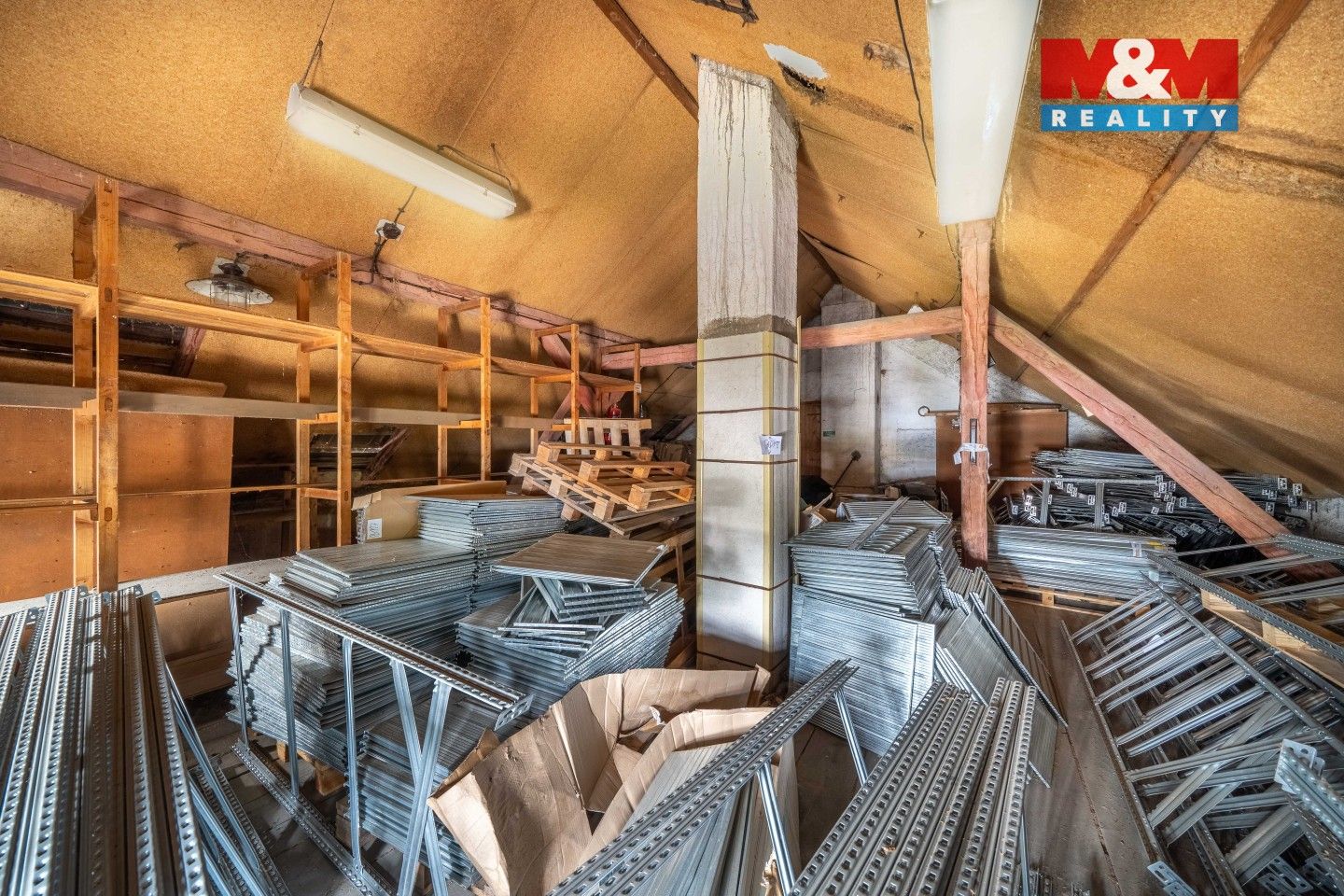 Pronájem komerčního prostoru 205 m² - foto 6