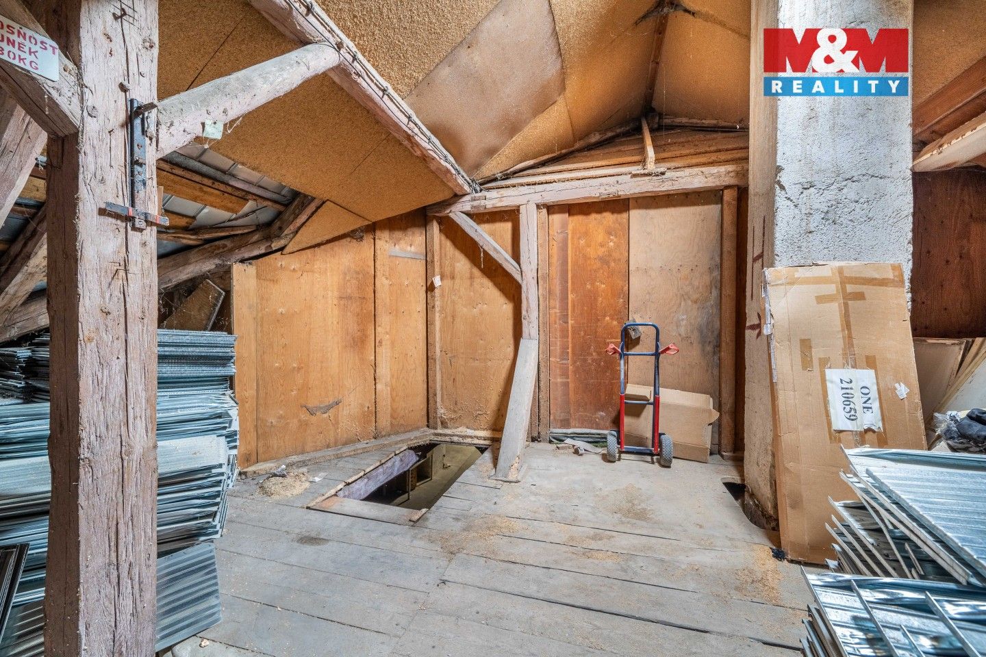 Pronájem komerčního prostoru 205 m² - foto 8