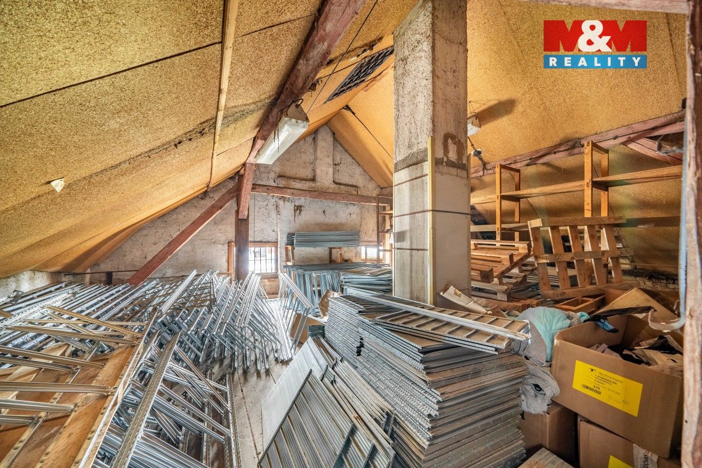 Pronájem komerčního prostoru 205 m² - foto 10