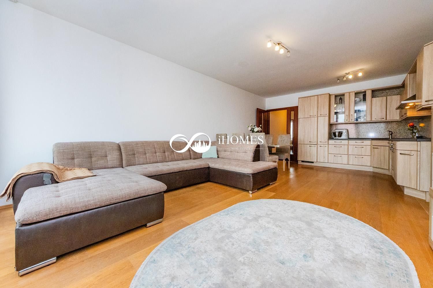 Pronájem bytu 3+kk 115 m² - foto 15