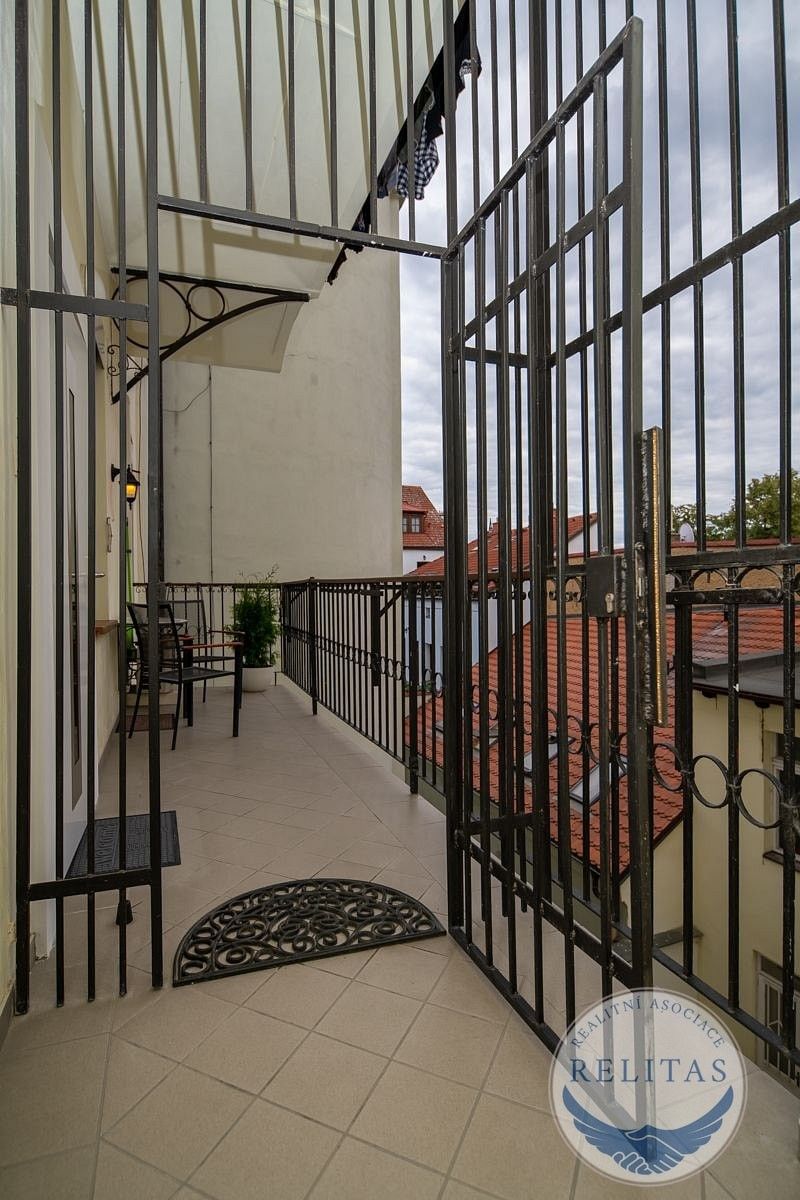 Pronájem bytu 2+1 63 m² - foto 16