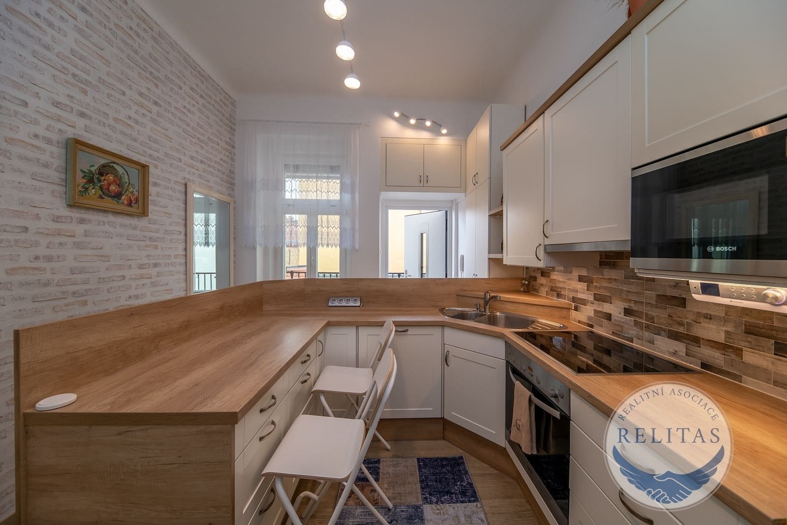 Pronájem bytu 2+1 63 m² - foto 11