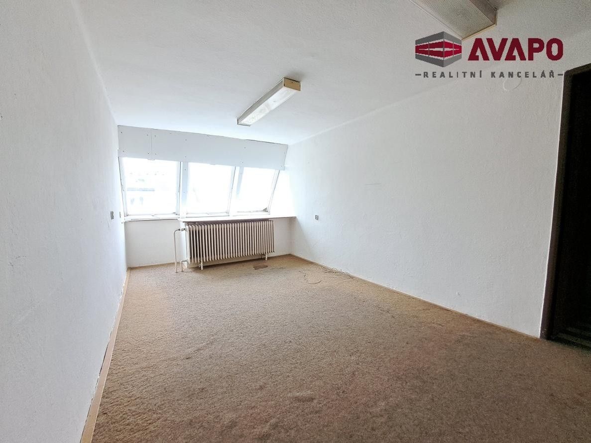 Pronájem komerčního prostoru 63 m² - foto 7