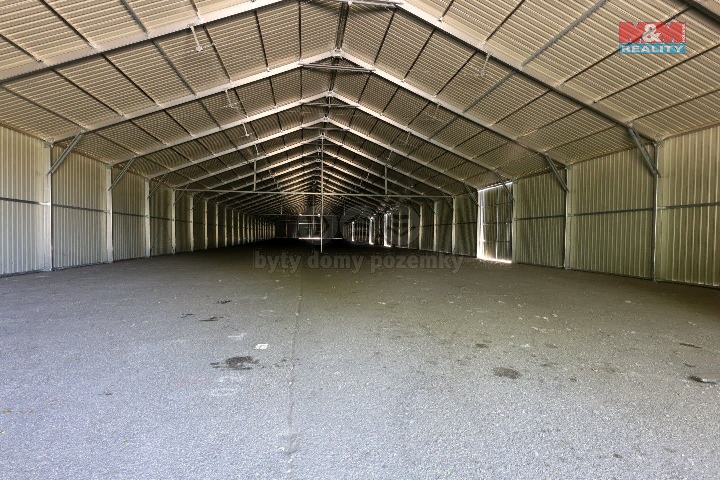 Pronájem komerčního prostoru 2160 m² - foto 2