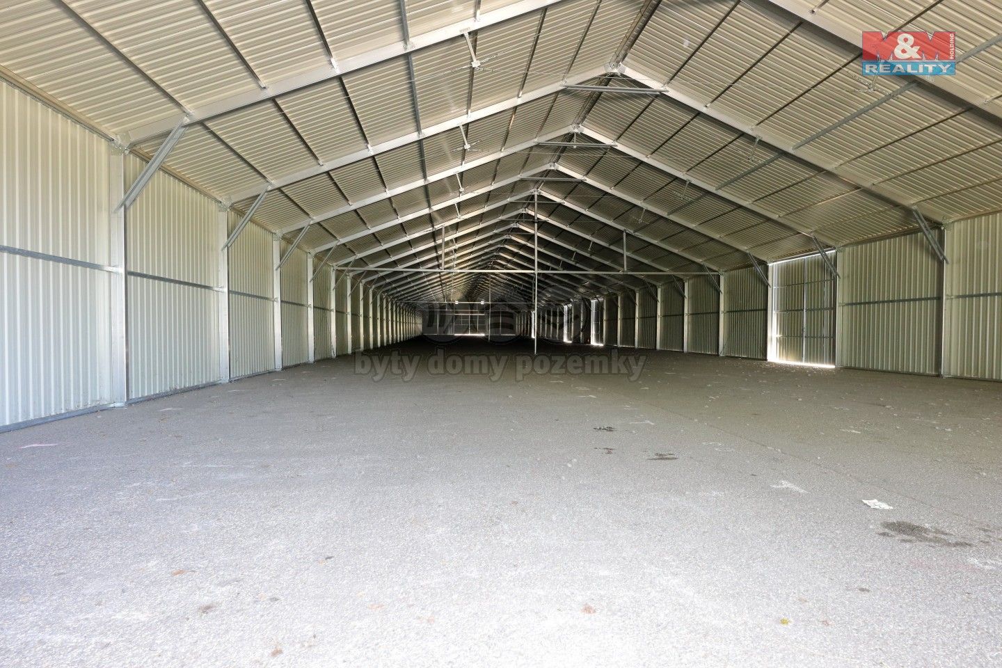 Pronájem komerčního prostoru 2160 m² - foto 3