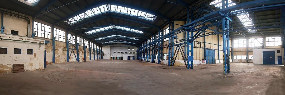 Pronájem komerčního prostoru 1000 m² - foto 1