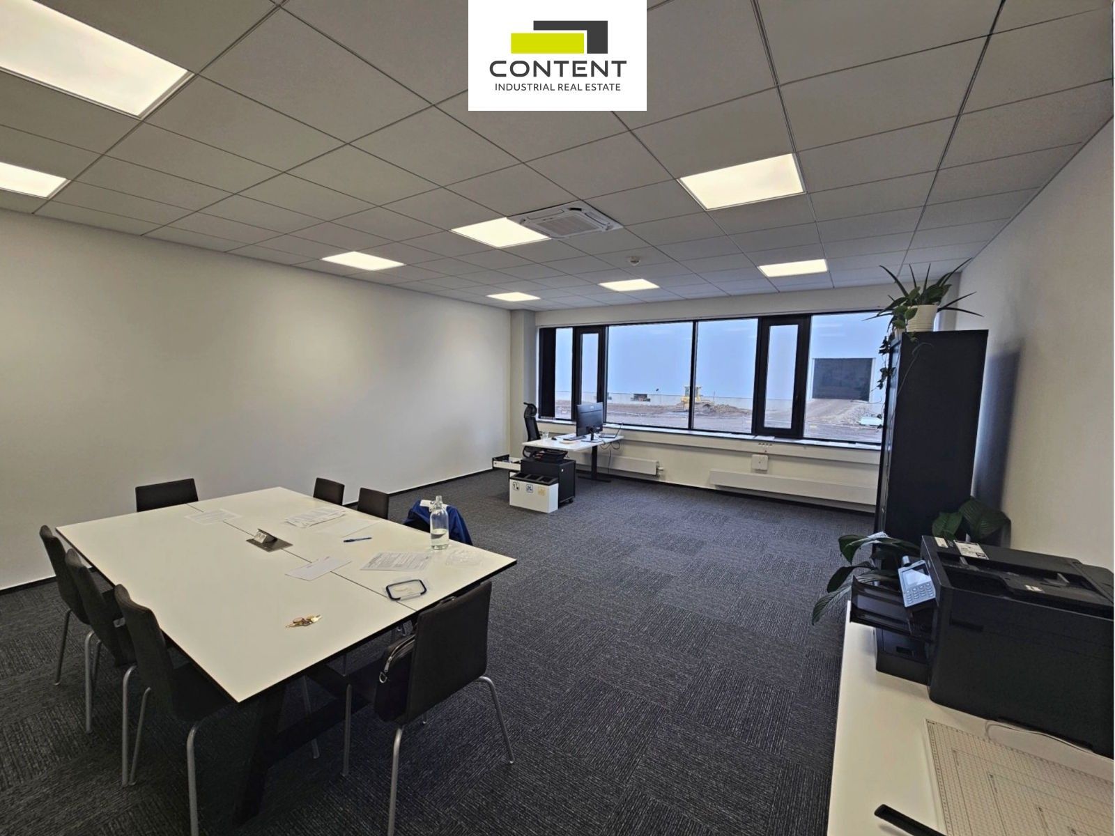 Pronájem komerčního prostoru 22455 m² - foto 12