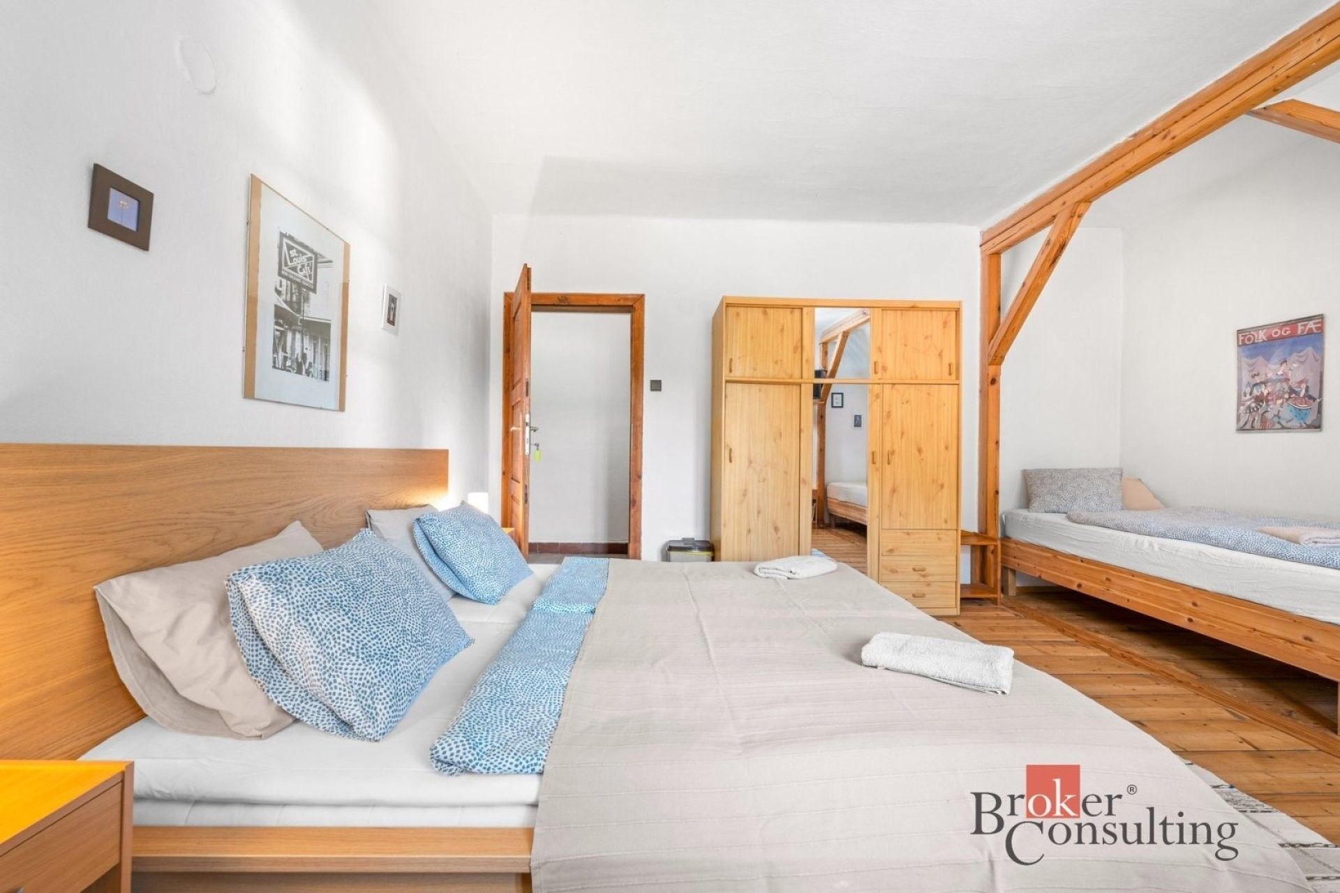 Prodej domu 250 m² - foto 3