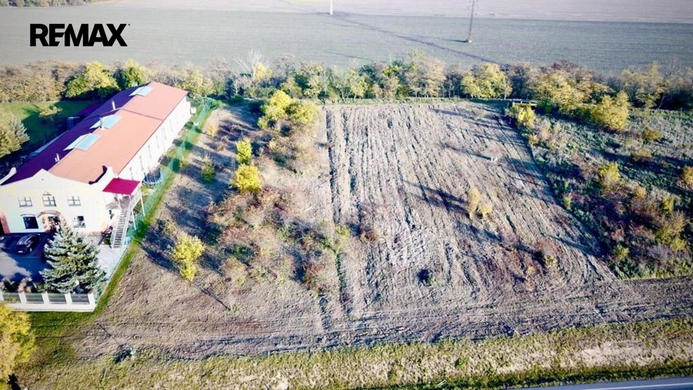 Prodej pozemku 5166 m² - foto 2