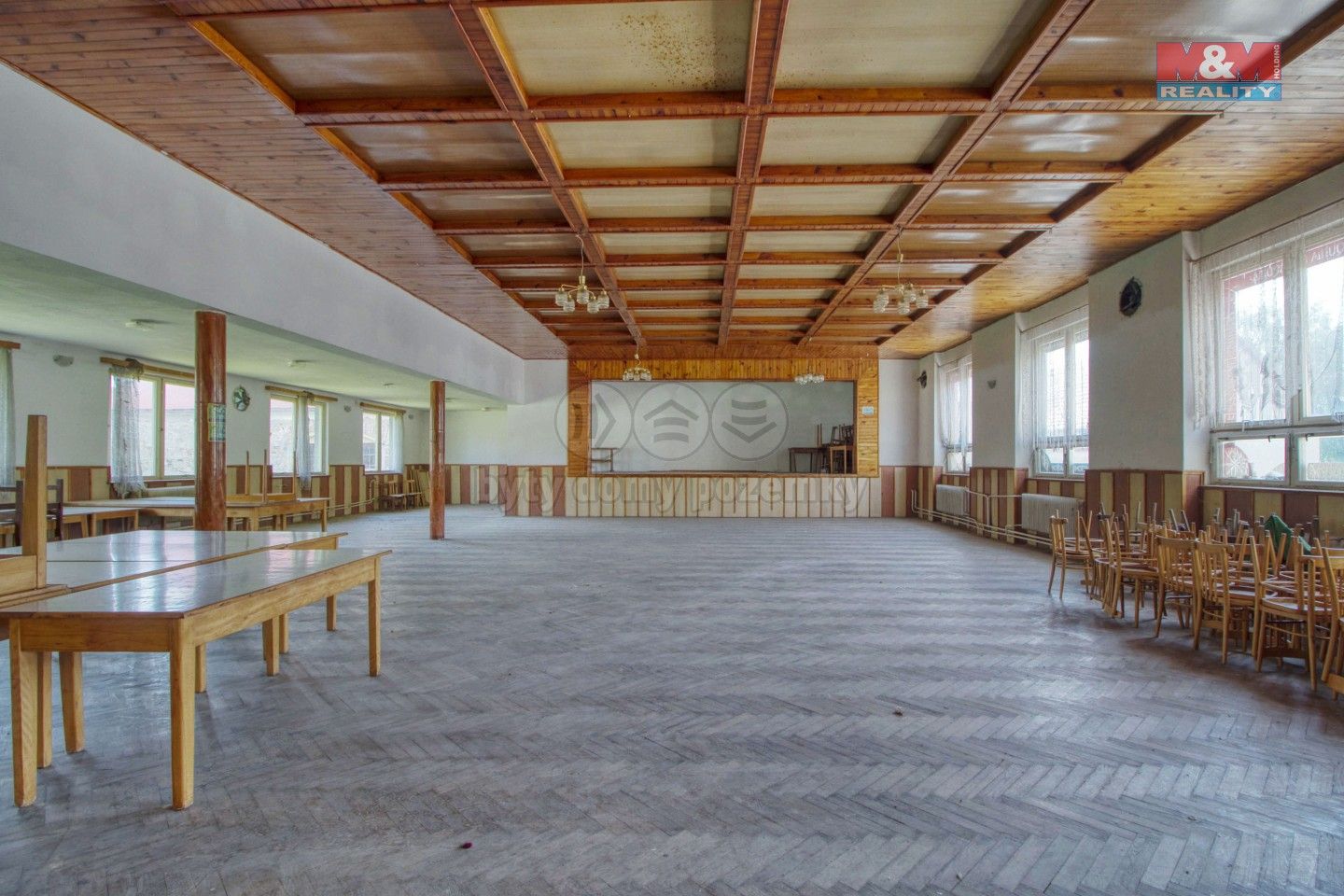Prodej komerčního prostoru 872 m² - foto 3