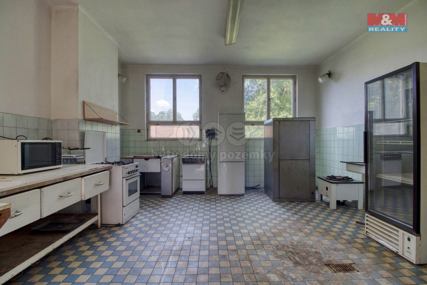 Prodej komerčního prostoru 872 m² - foto 10