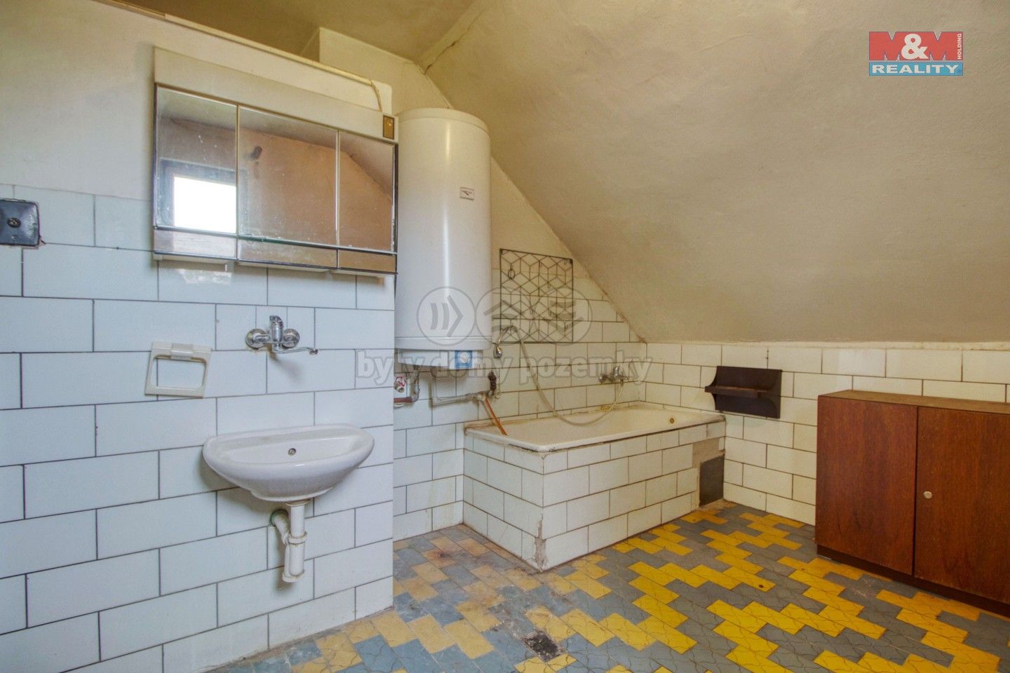 Prodej komerčního prostoru 872 m² - foto 12