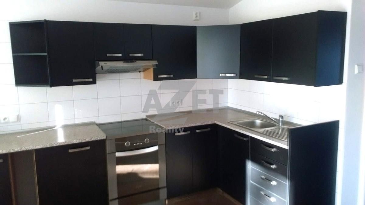 Prodej komerčního prostoru 280 m² - foto 9