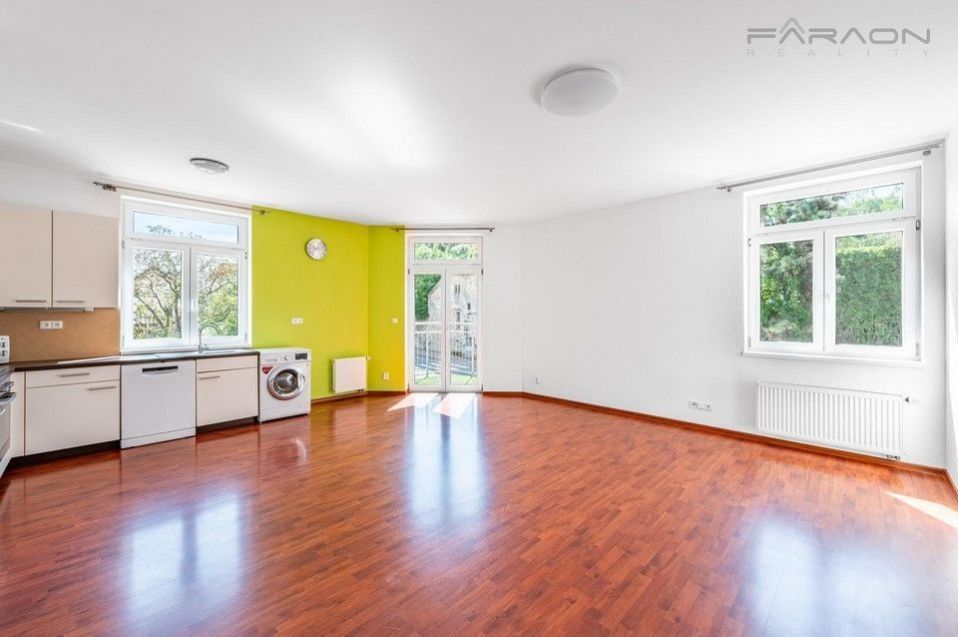 Pronájem bytu 1+kk 43 m² - foto 3