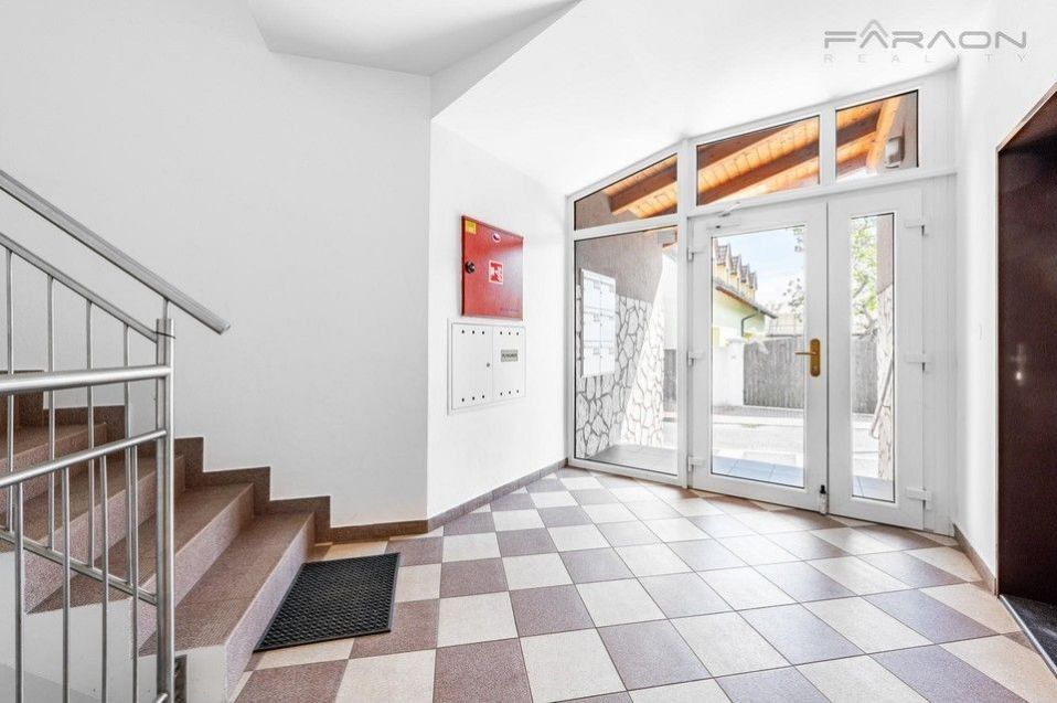 Pronájem bytu 1+kk 43 m² - foto 7
