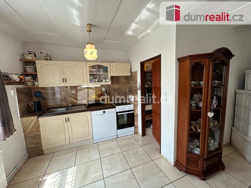 Prodej domu 240 m² - foto 5