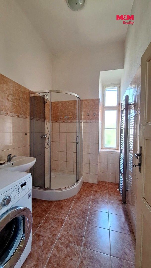 Pronájem bytu 2+1 75 m² - foto 7