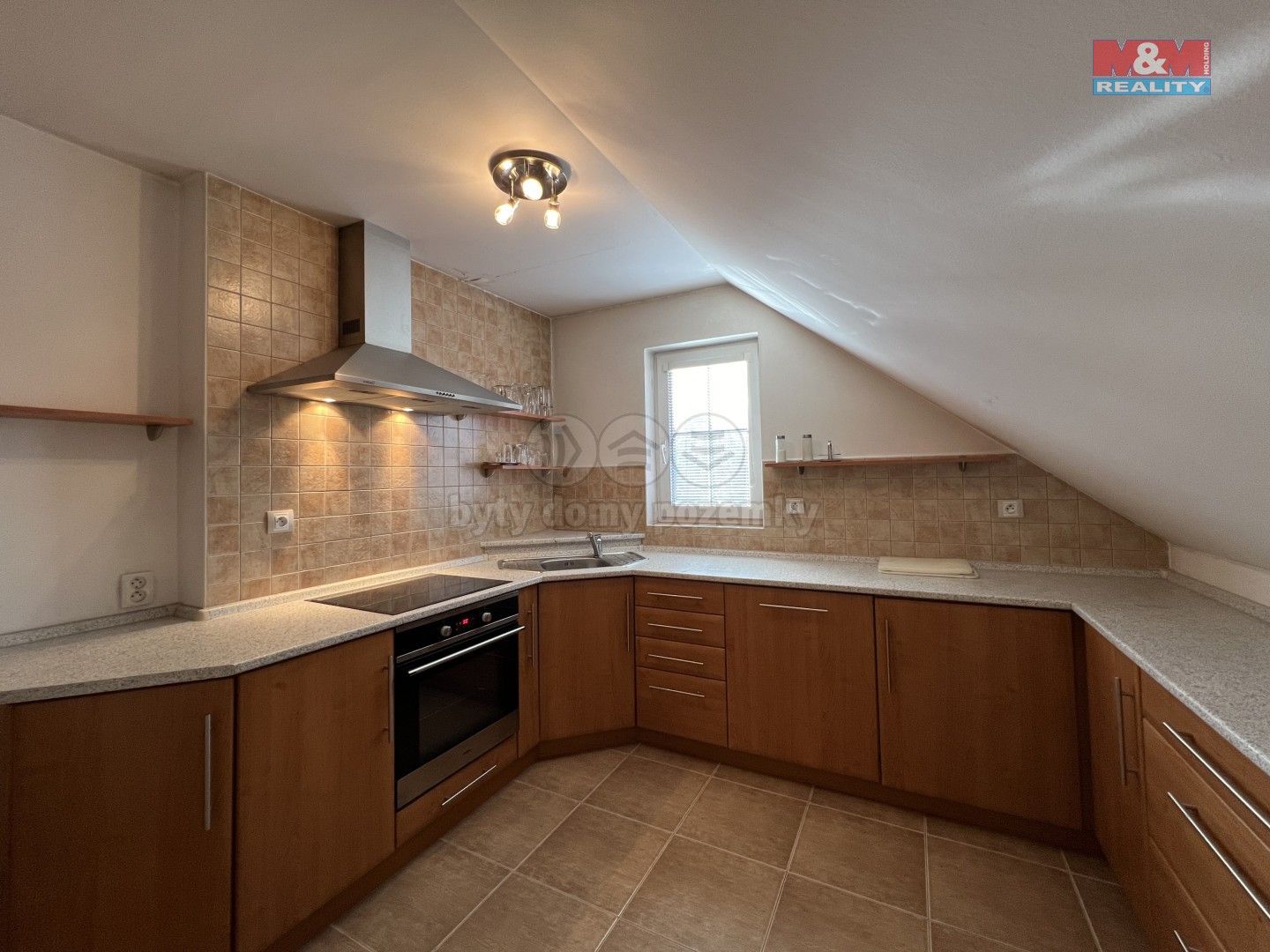 Prodej komerčního prostoru 235 m² - foto 26