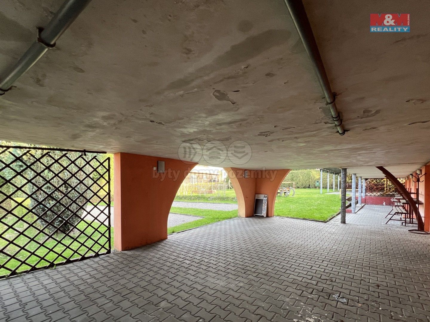 Prodej komerčního prostoru 235 m² - foto 34