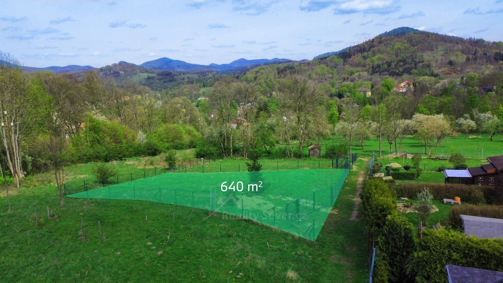Prodej pozemku 640 m² - foto 4