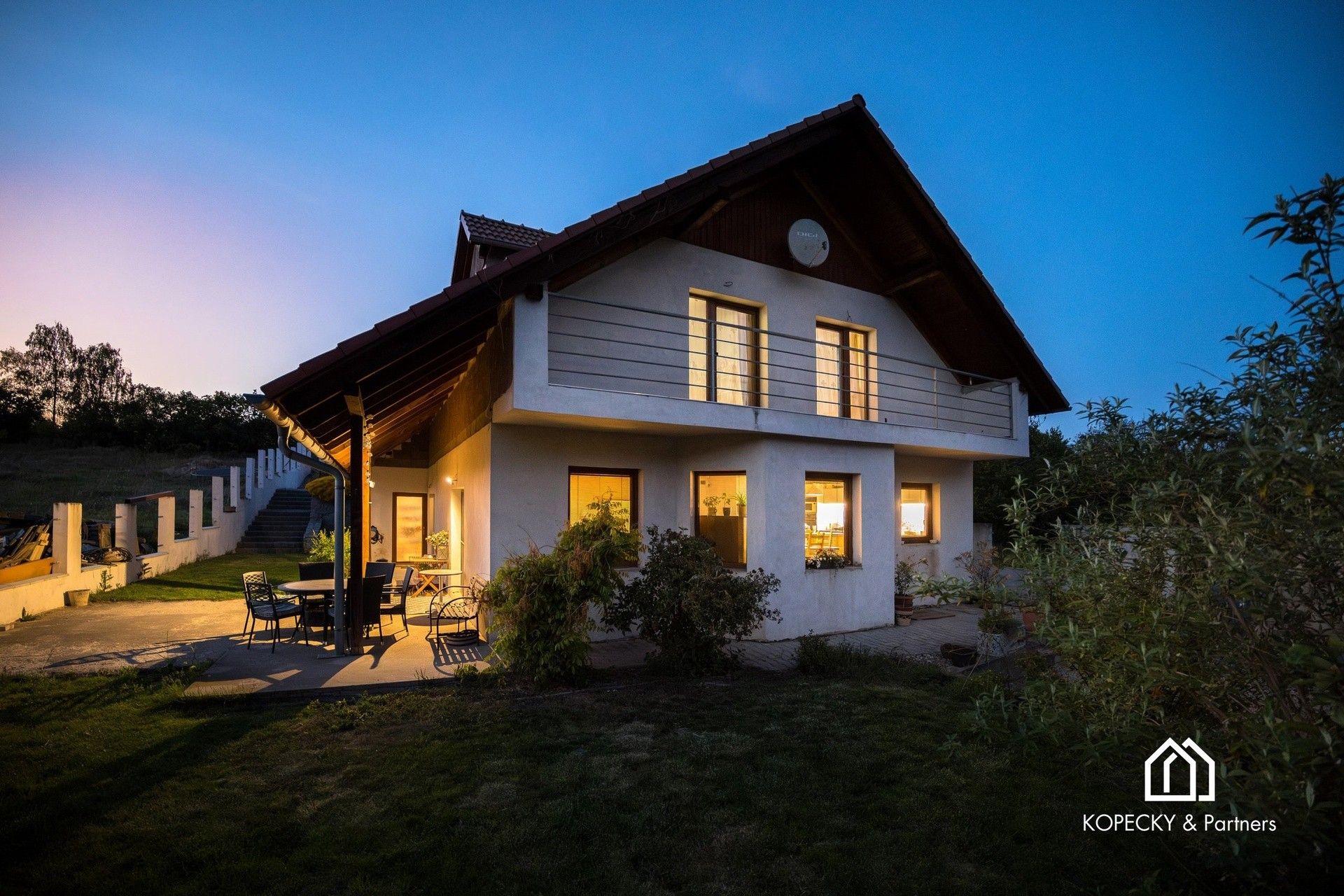 Prodej domu 252 m² - foto 1