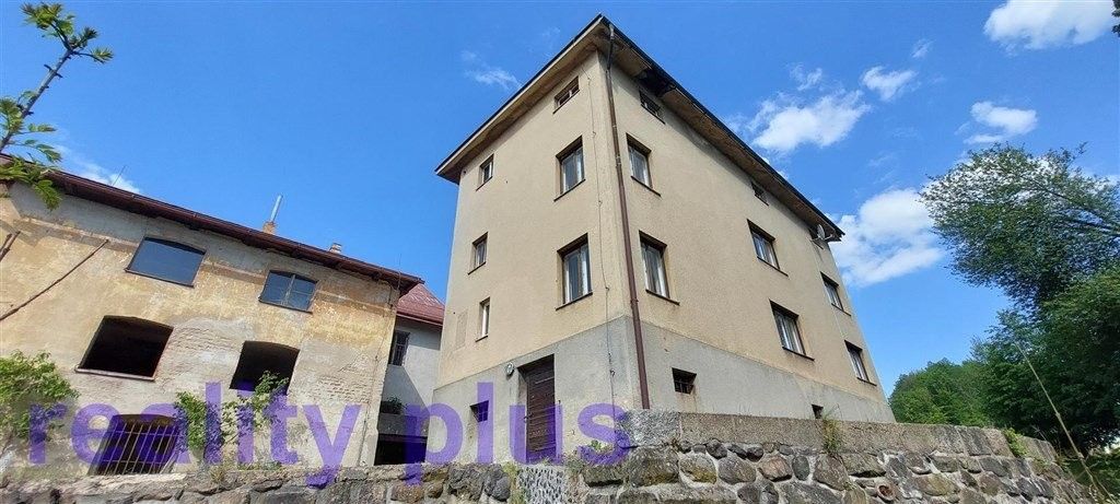 Prodej komerčního prostoru 900 m² - foto 4