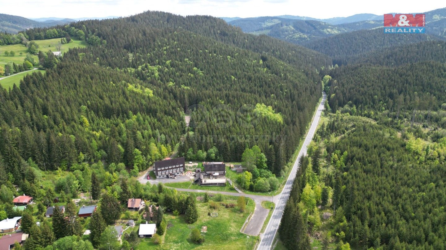 Prodej komerčního prostoru 900 m² - foto 2