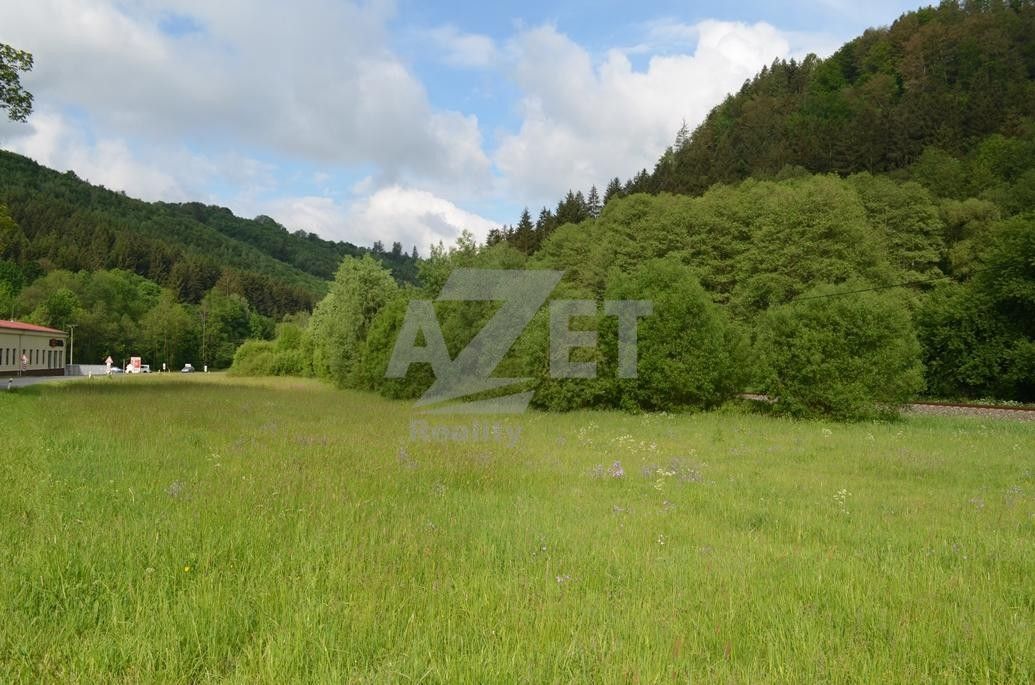 Prodej pozemku 1000 m² - foto 1