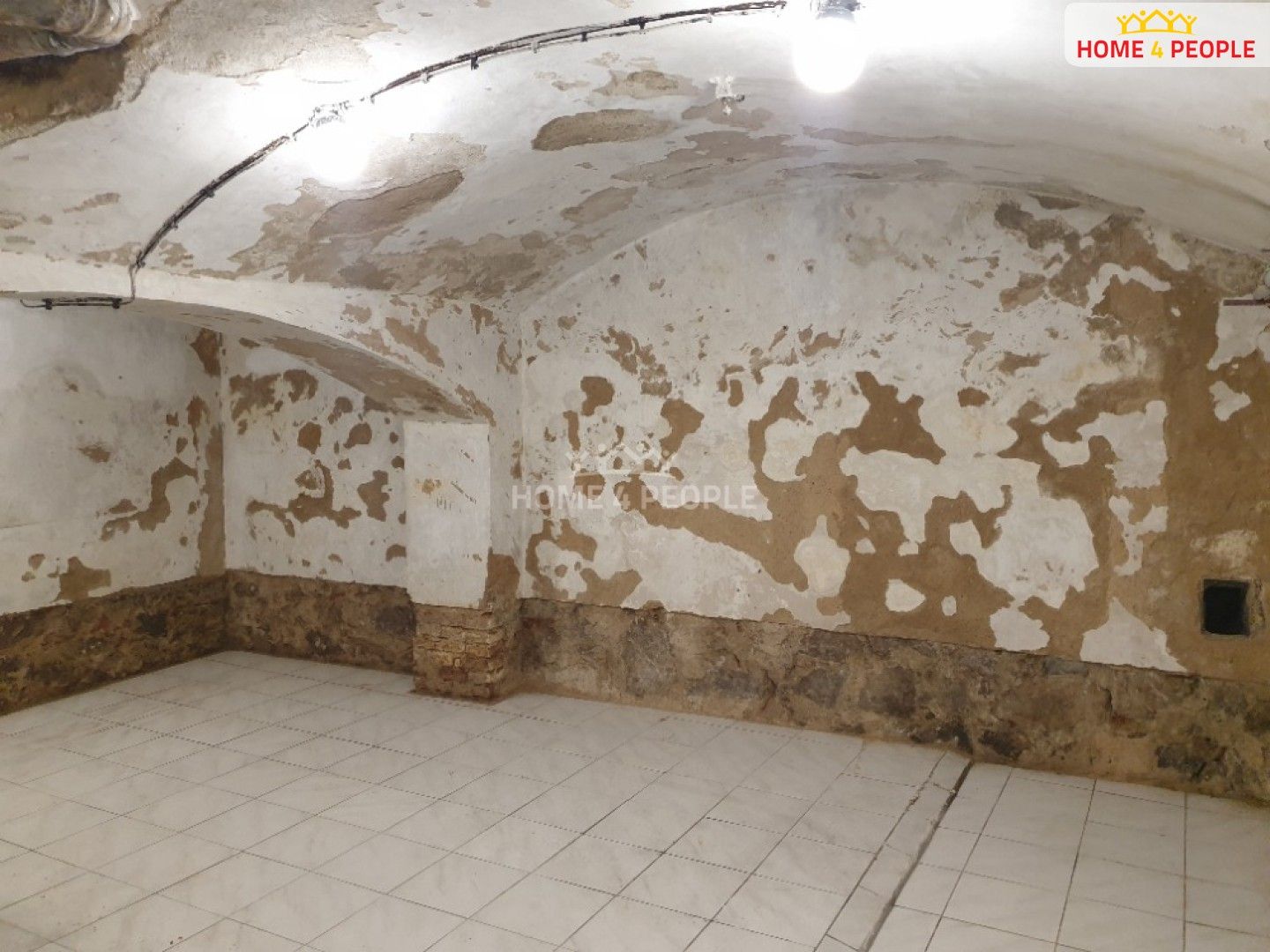 Pronájem komerčního prostoru 98 m² - foto 6