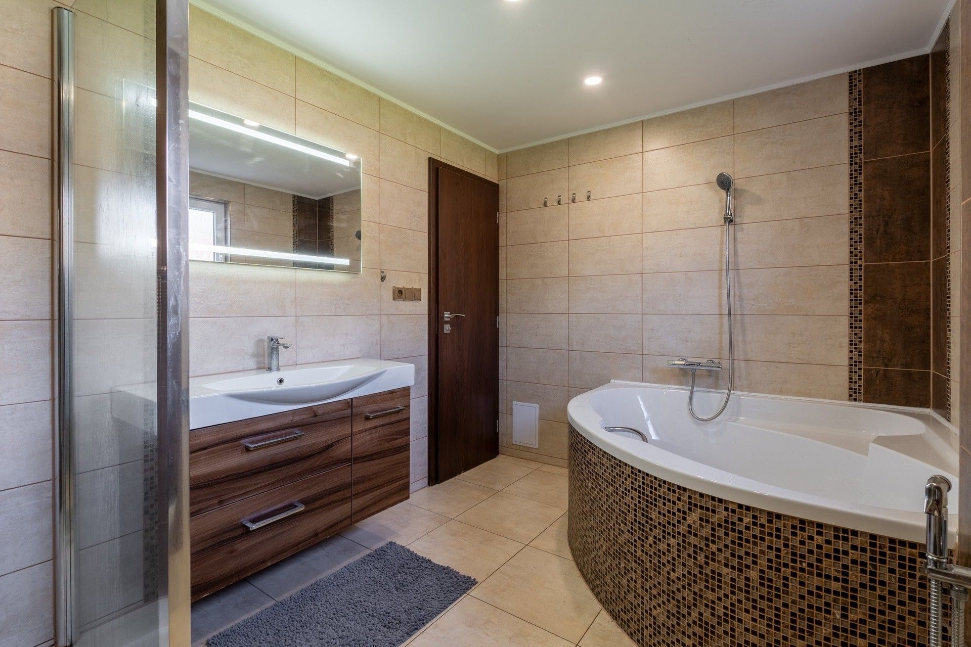 Prodej domu 208 m² - foto 9