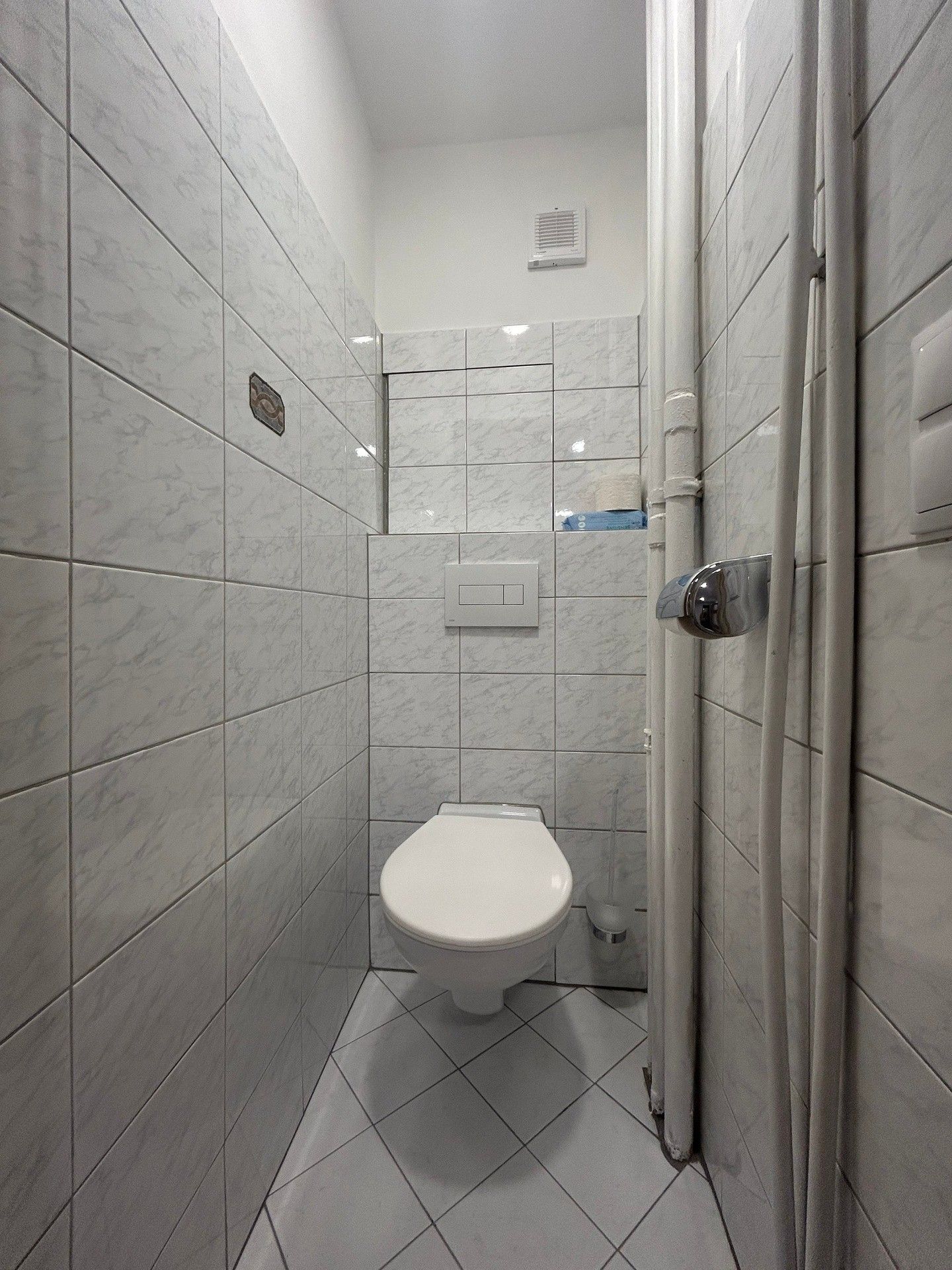 Pronájem bytu 2+kk 65 m² - foto 8