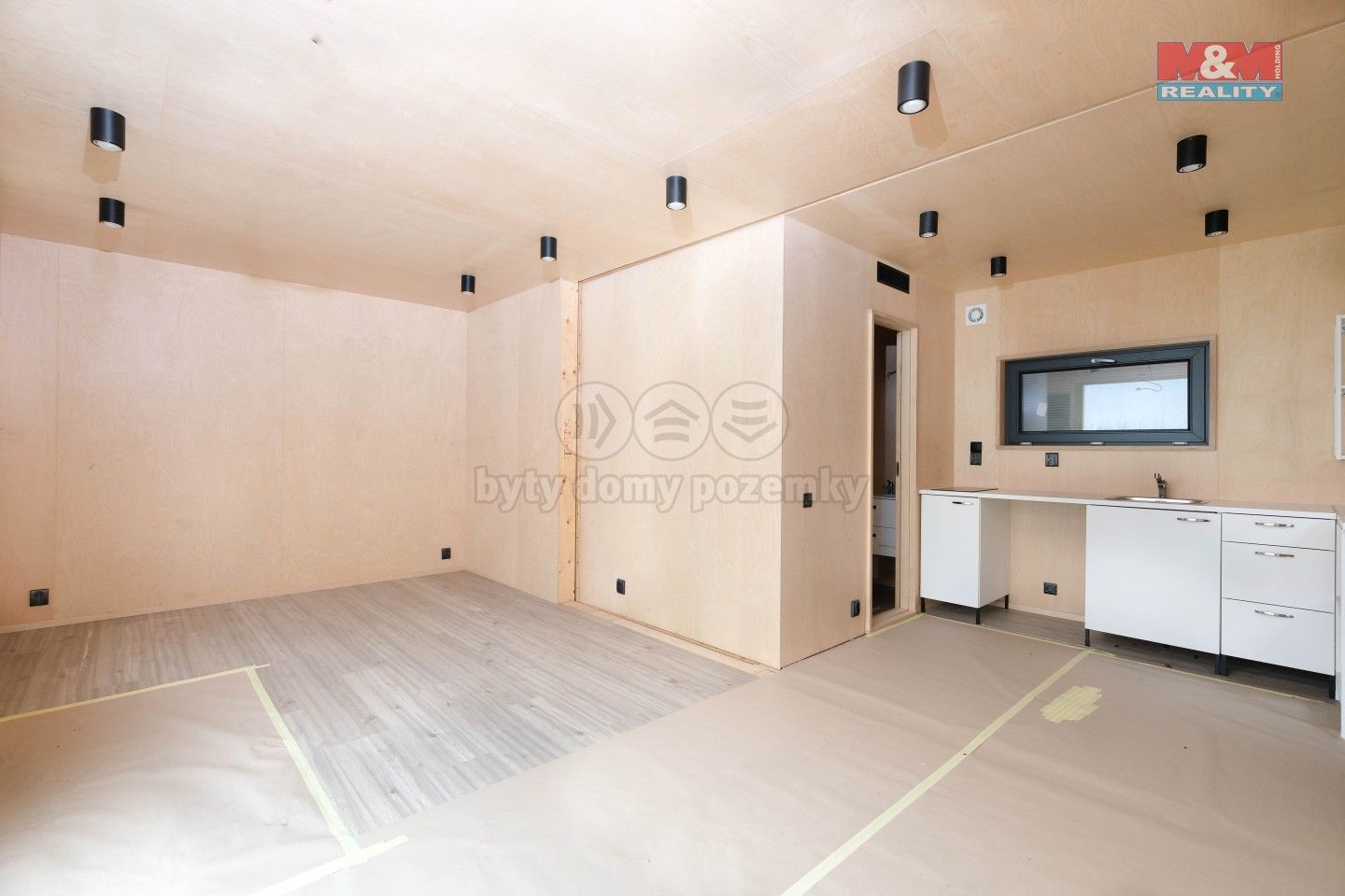 Prodej nemovitosti 34 m² - foto 2