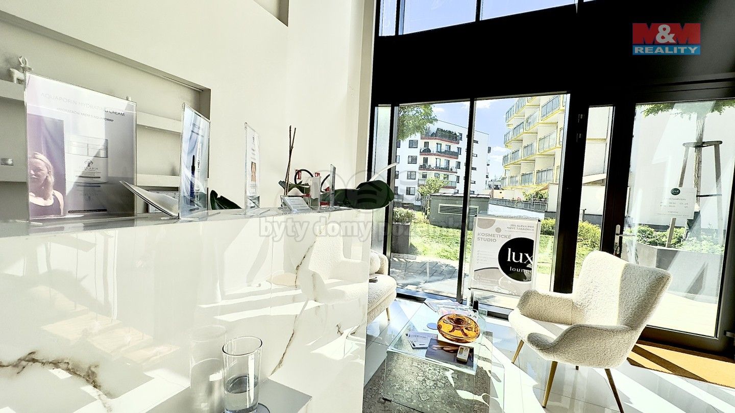 Pronájem komerčního prostoru 18 m² - foto 1