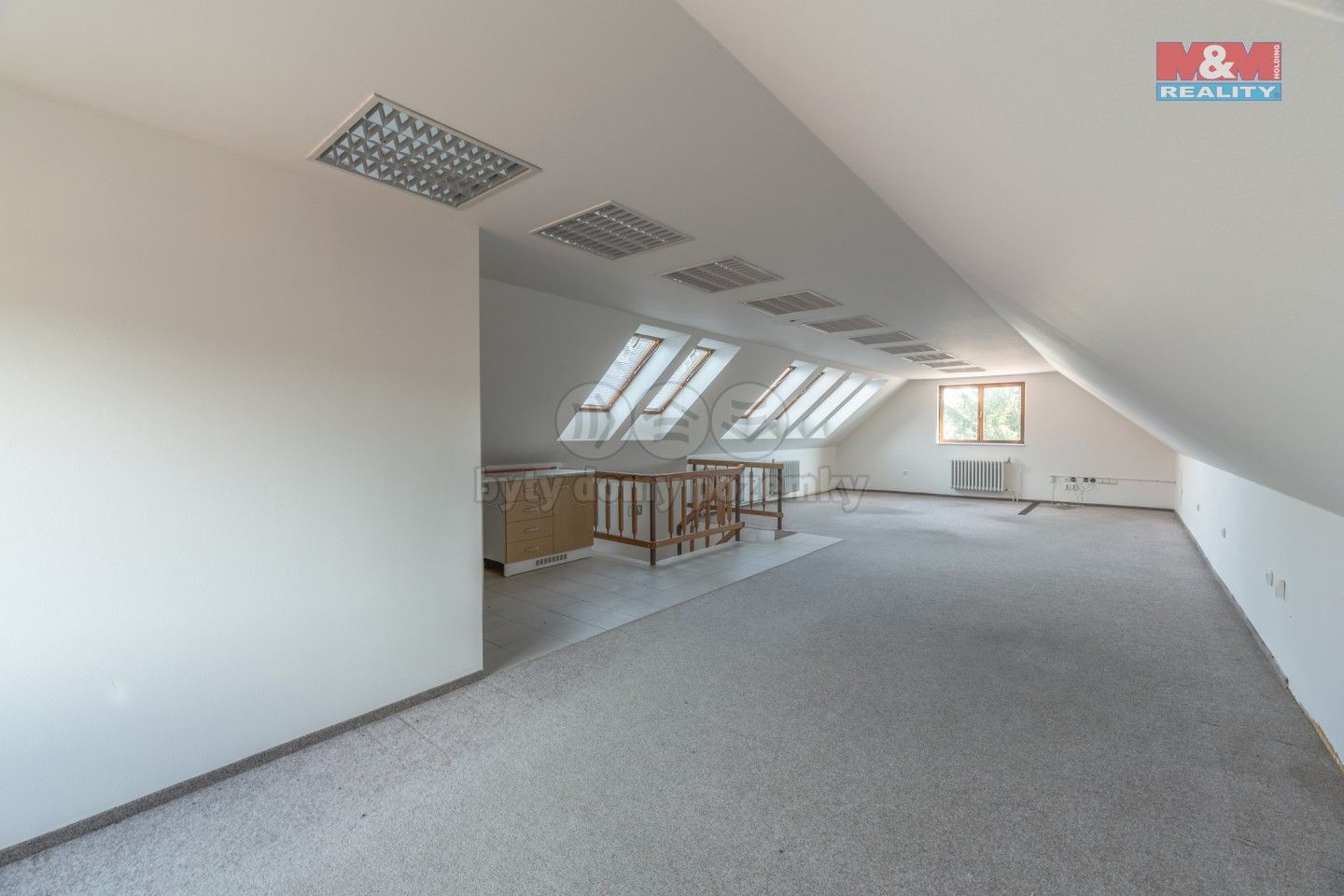 Prodej komerčního prostoru 1350 m² - foto 13