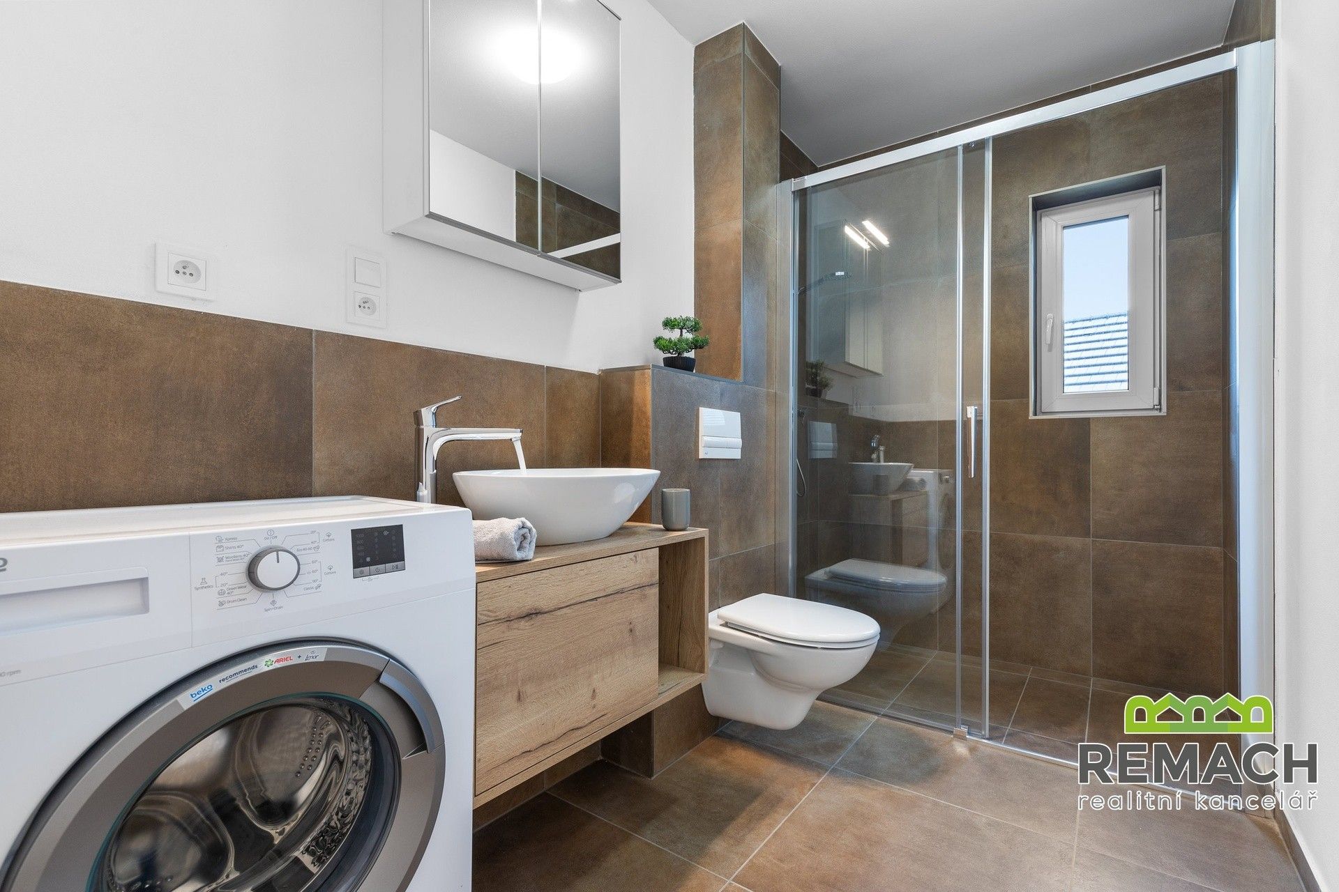 Pronájem bytu 2+kk 44 m² - foto 4