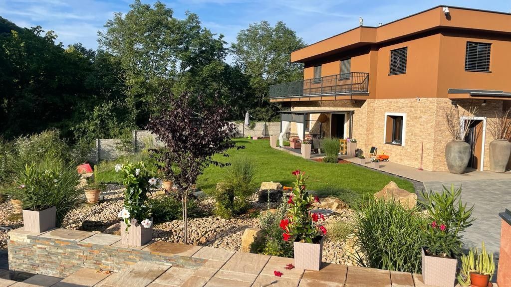 Prodej domu 370 m² - foto 2