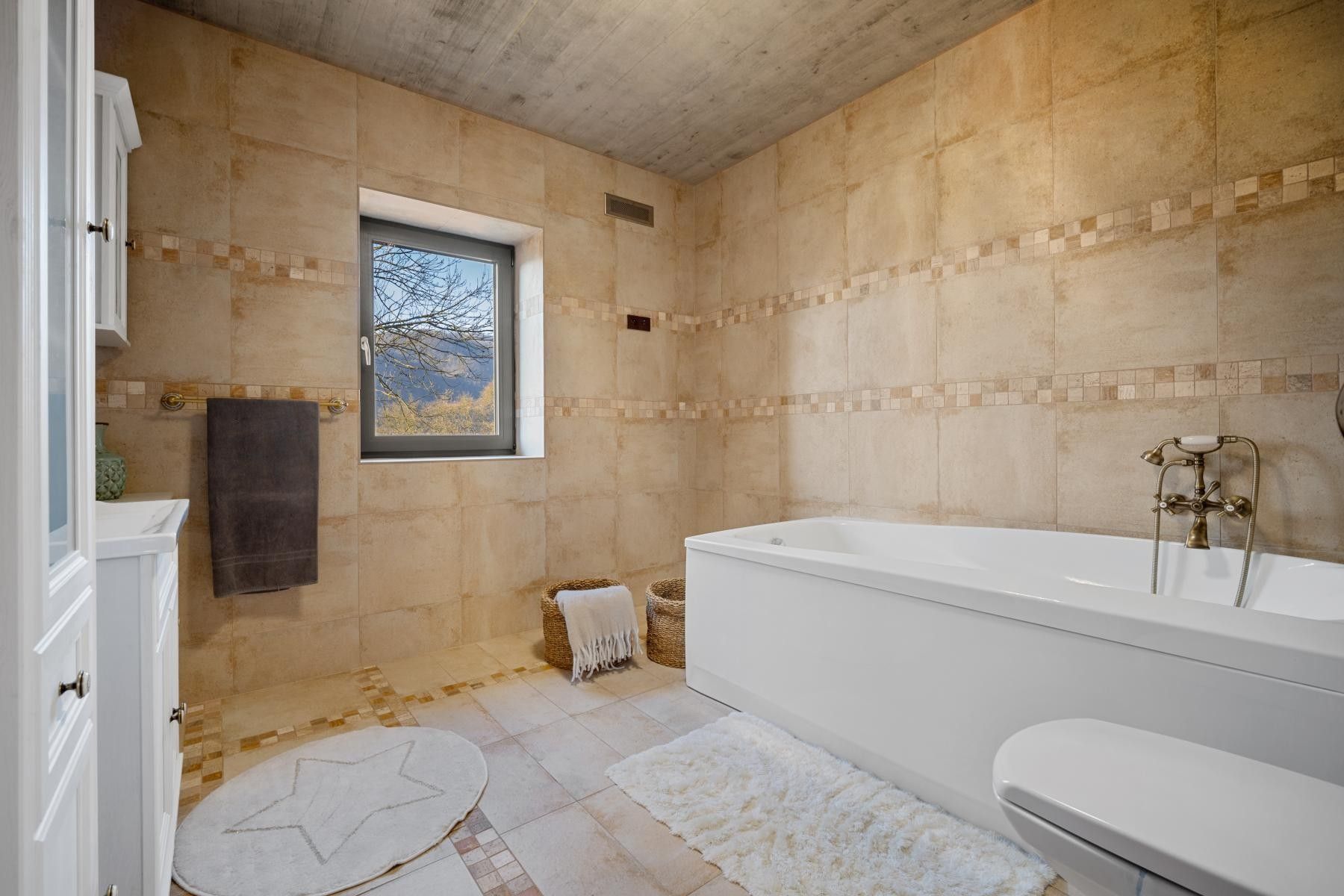Prodej domu 370 m² - foto 12