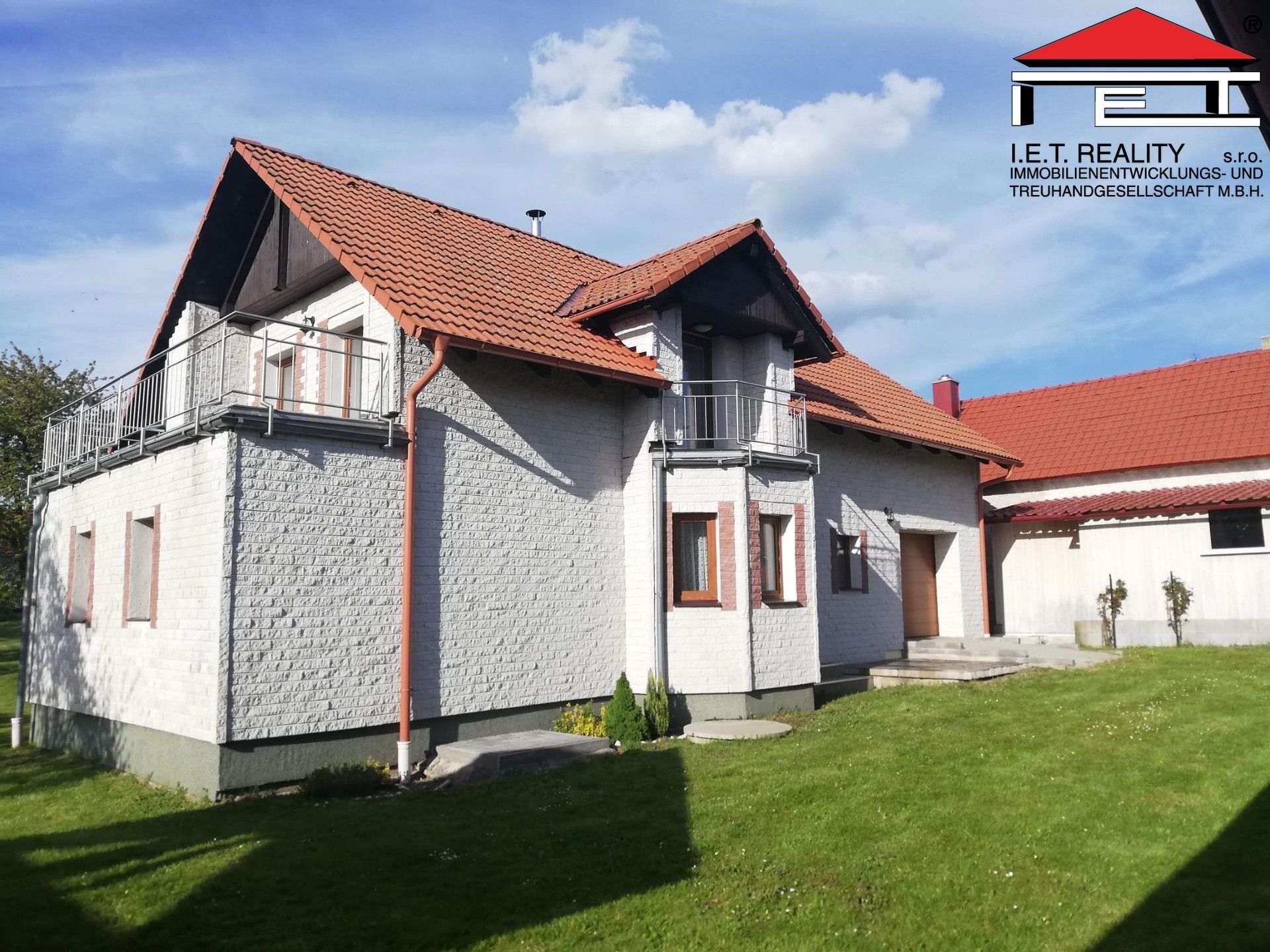 Prodej domu 143 m² - foto 1