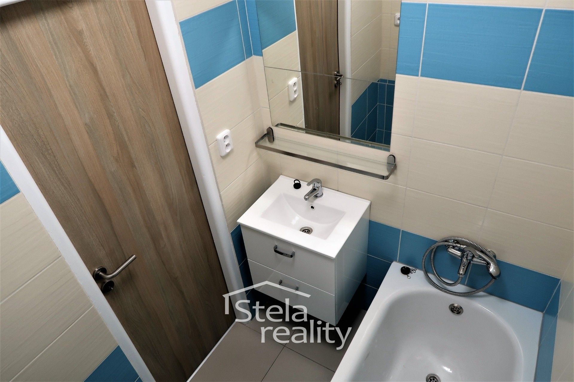 Pronájem bytu 2+1 55 m² - foto 8