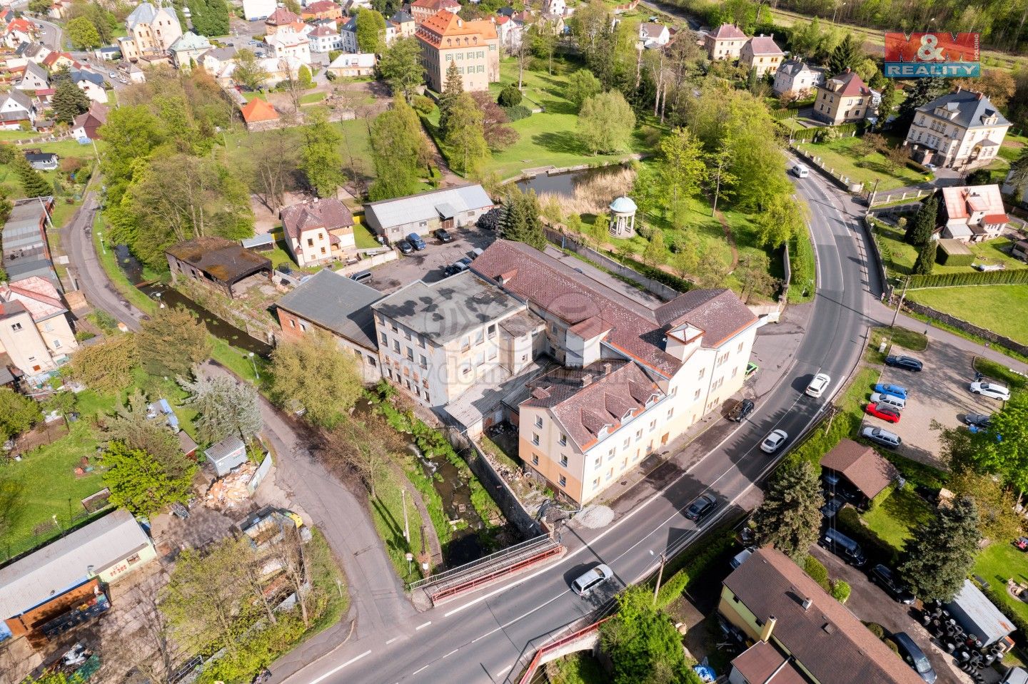 Prodej komerčního prostoru 3160 m² - foto 1