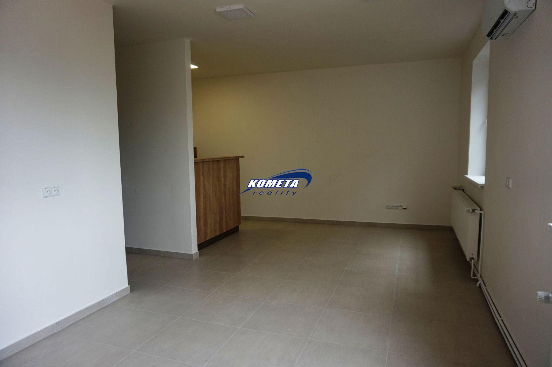 Pronájem komerčního prostoru 21 m² - foto 1