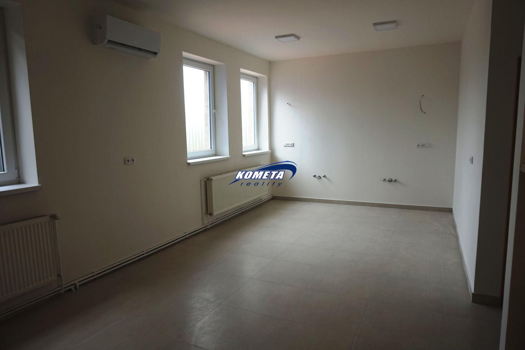 Pronájem komerčního prostoru 21 m² - foto 4
